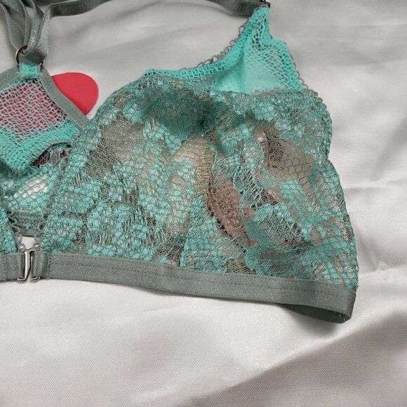VS Dream Angels Green Lace Mesh Lace Bralette - Picture 2 of 6